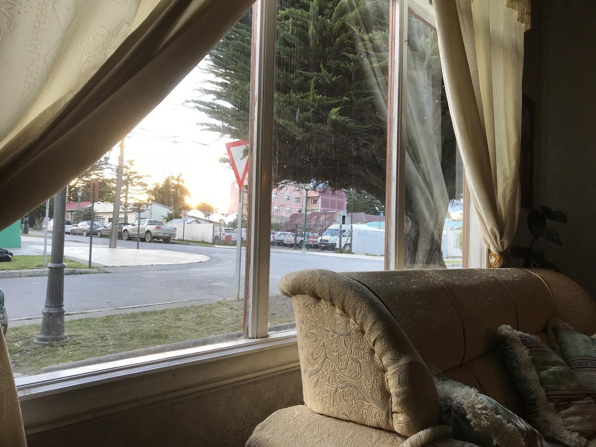 Antiguos Bed And Breakfast Puerto Natales Bagian luar foto