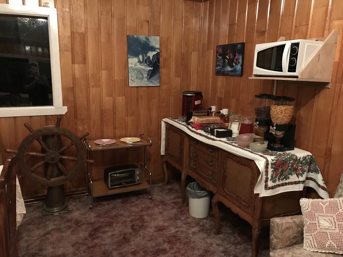 Antiguos Bed And Breakfast Puerto Natales Bagian luar foto