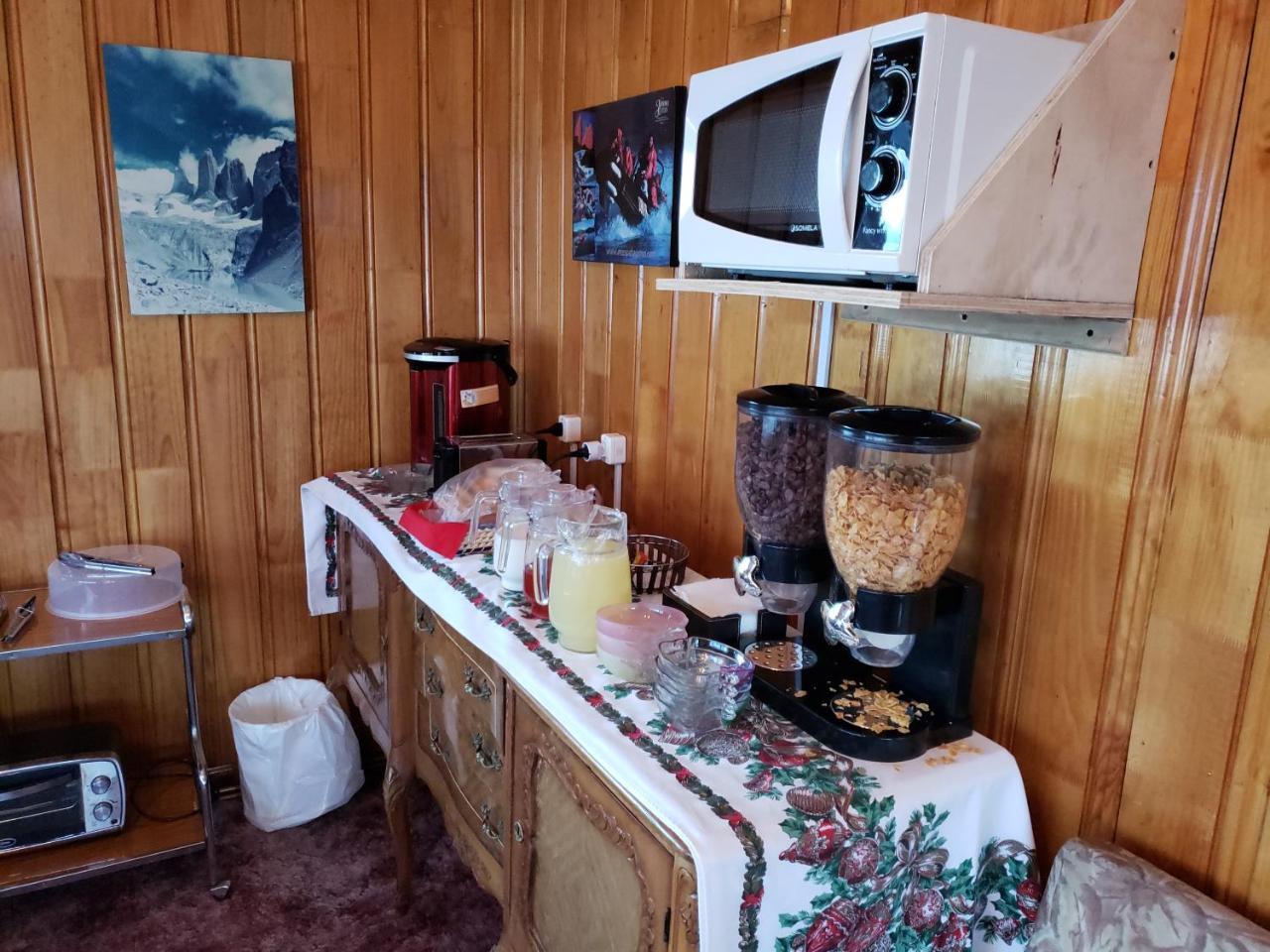 Antiguos Bed And Breakfast Puerto Natales Bagian luar foto