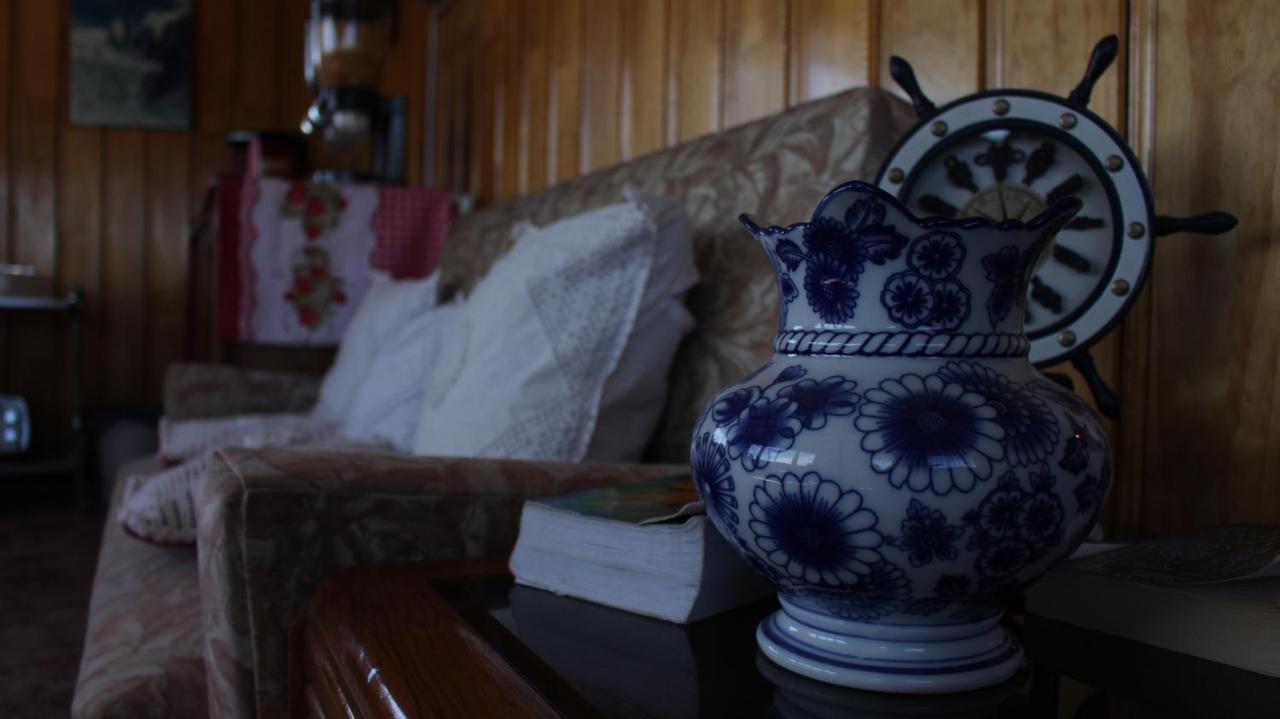 Antiguos Bed And Breakfast Puerto Natales Bagian luar foto
