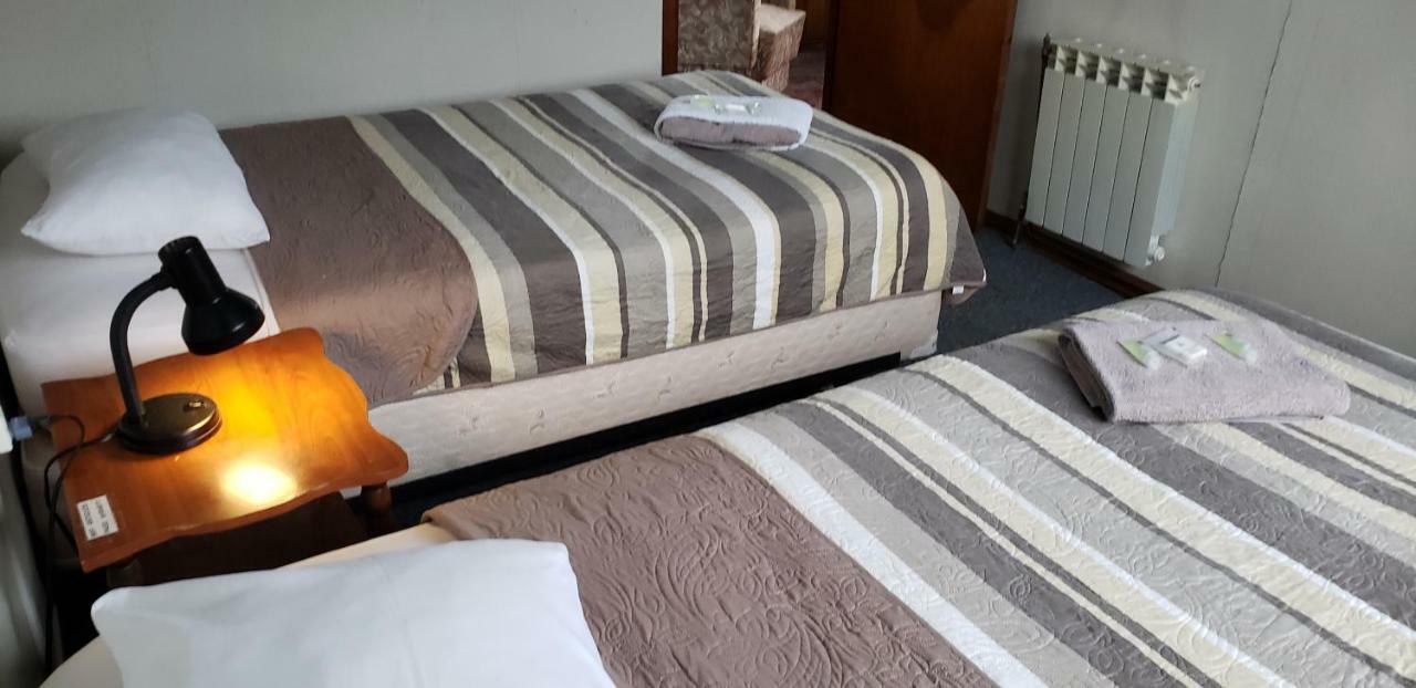 Antiguos Bed And Breakfast Puerto Natales Bagian luar foto