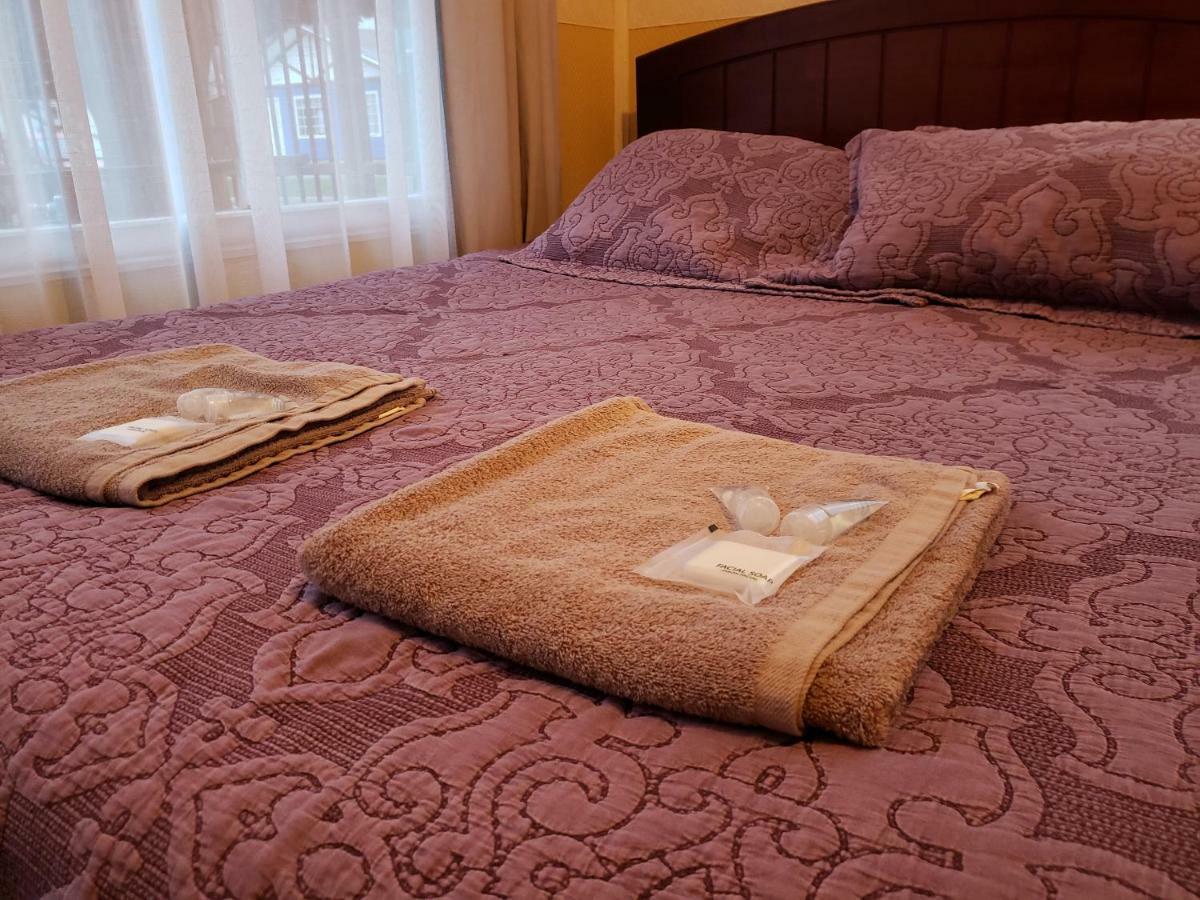 Antiguos Bed And Breakfast Puerto Natales Bagian luar foto