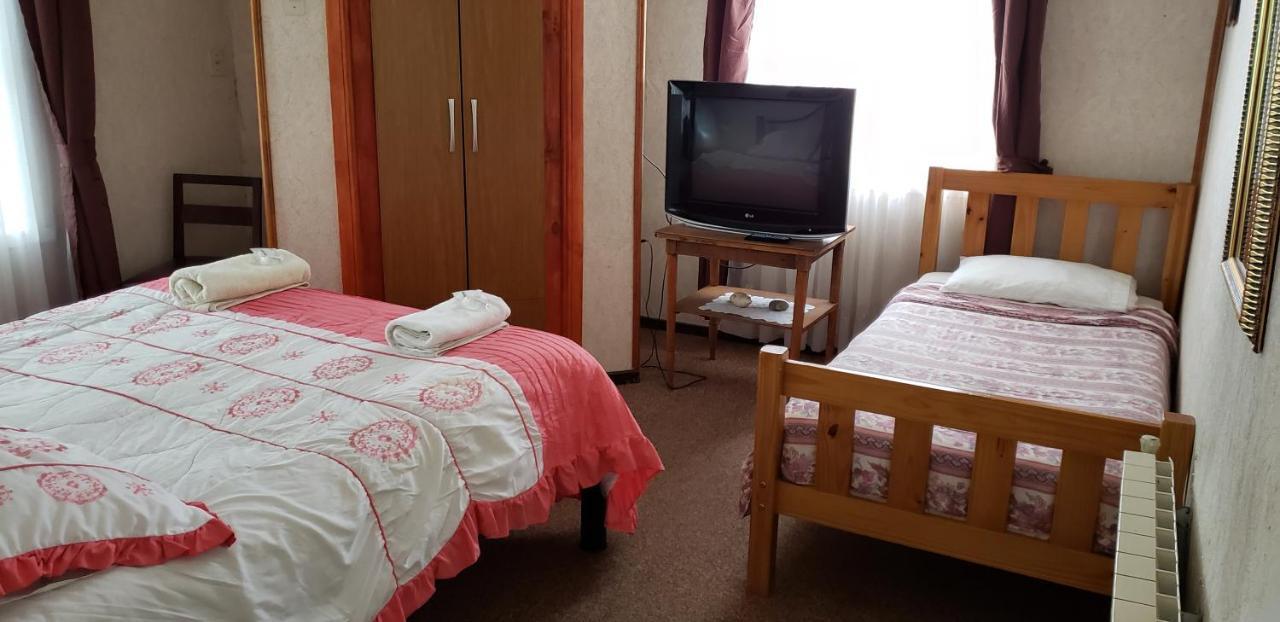 Antiguos Bed And Breakfast Puerto Natales Bagian luar foto
